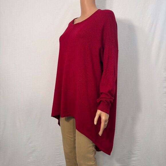 Acqua & Limone Italian Pullover Sweater in Ruby Red - Picture 2 of 9
